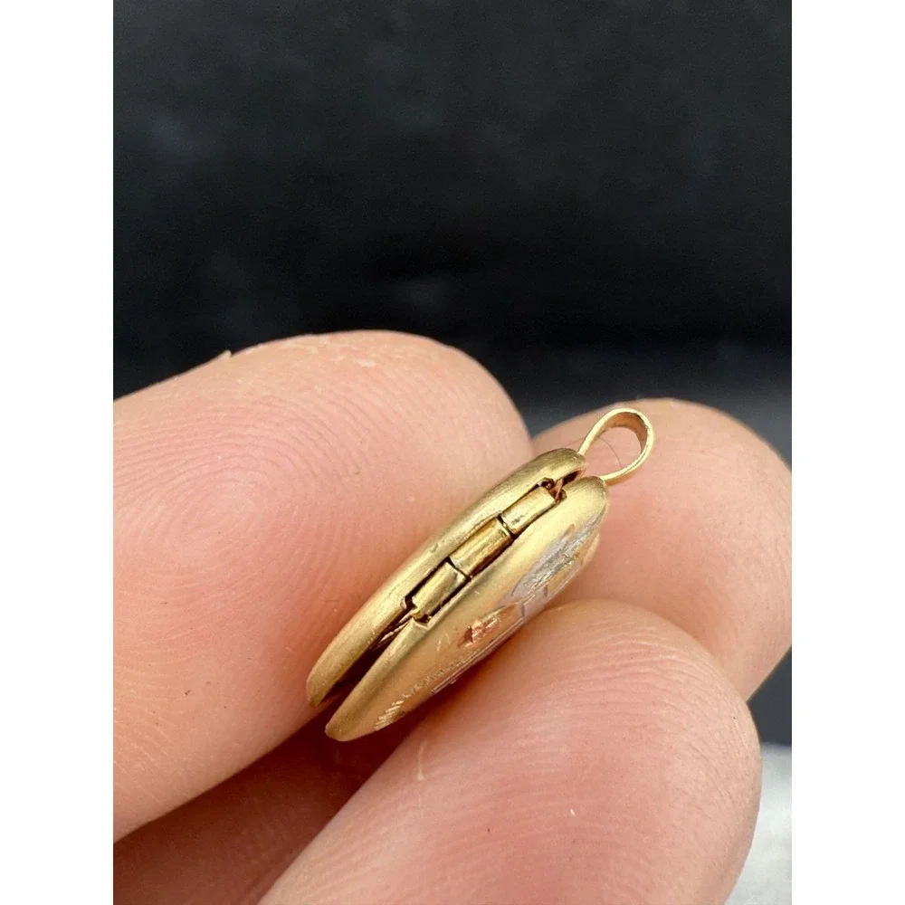 Vintage Gold Filled Locket‎ Pendant Cross Etched